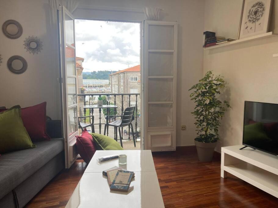 Hyp - A Casa Do Correo Vello - O Balcon Apartment Понтеведра Екстериор снимка