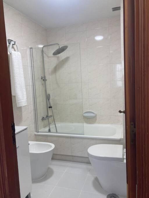 Hyp - A Casa Do Correo Vello - O Balcon Apartment Понтеведра Екстериор снимка